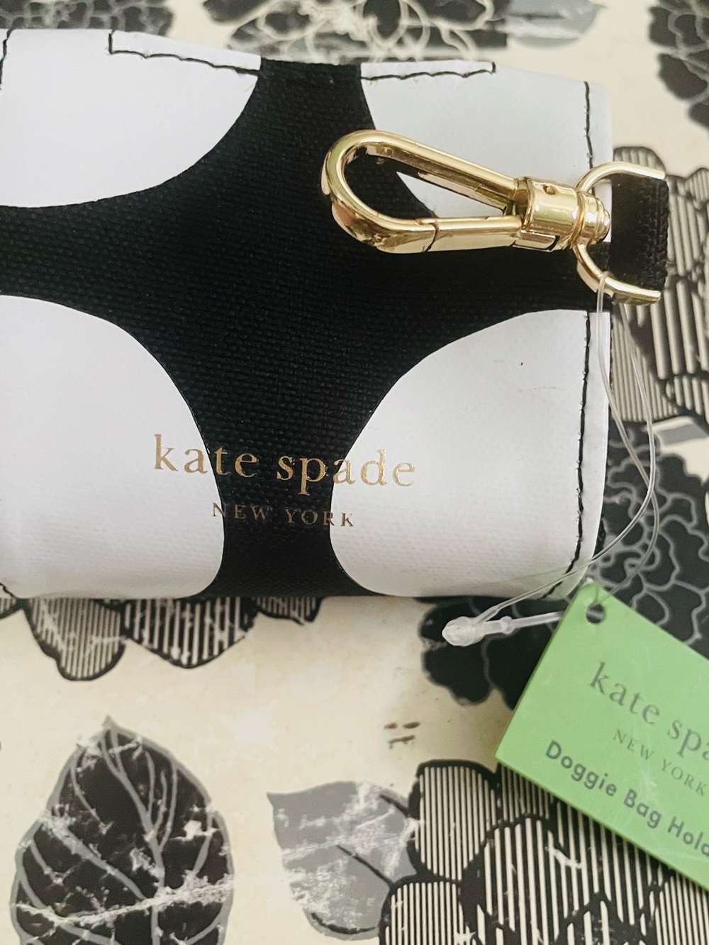 kate spade Black & White Polka Dot Mini Doggie Bag Holder with Gold Clip